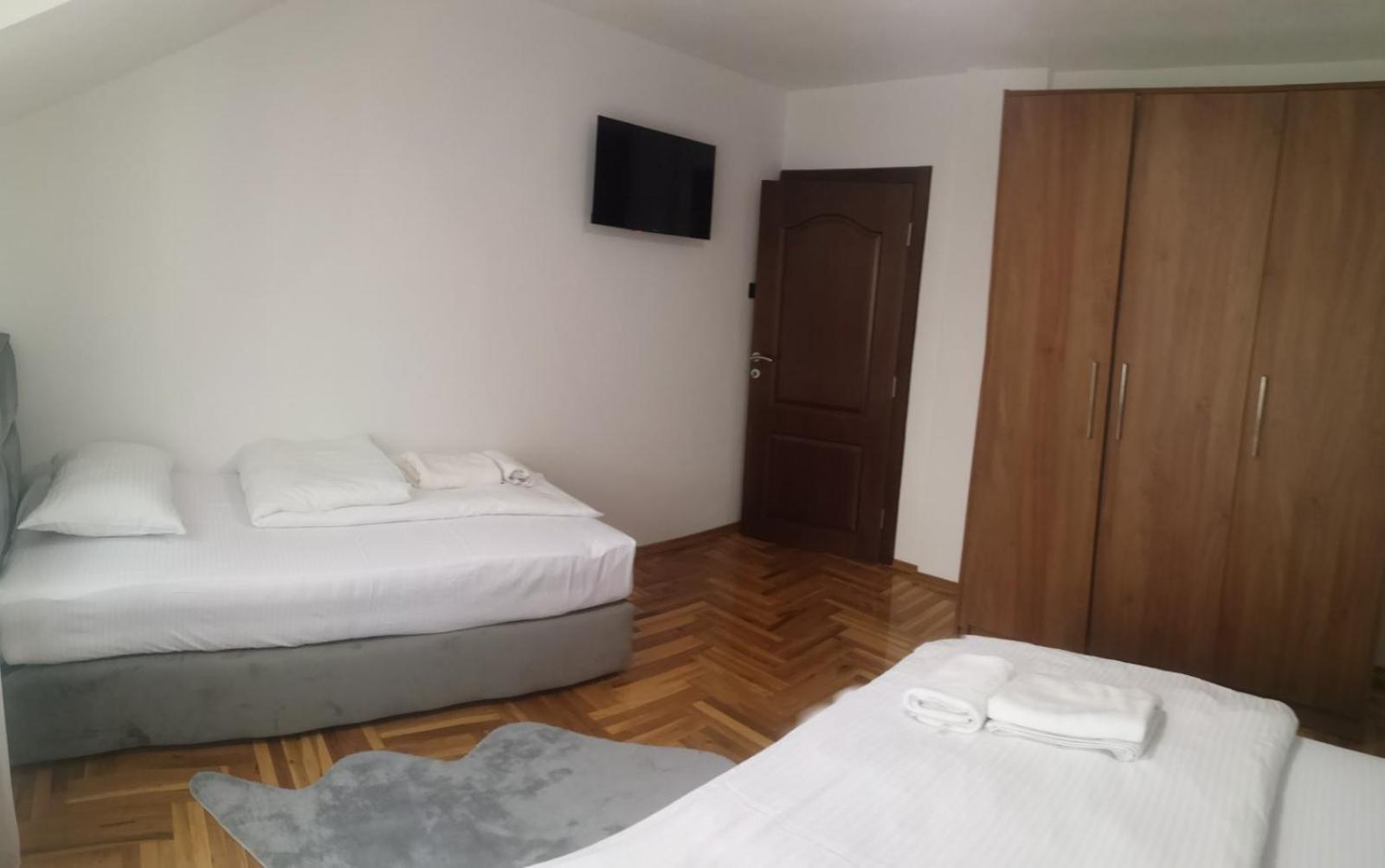 Zlatna Kruna Banja Luka Exterior foto